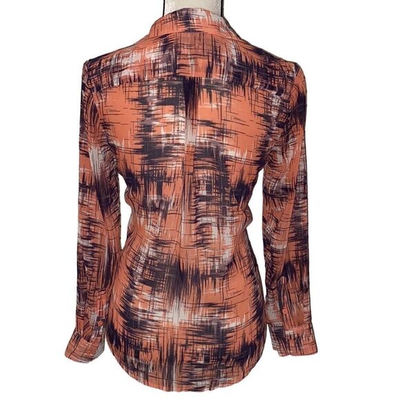 Banana Republic Button-Up Sheer Blouse - Picture 6 of 9